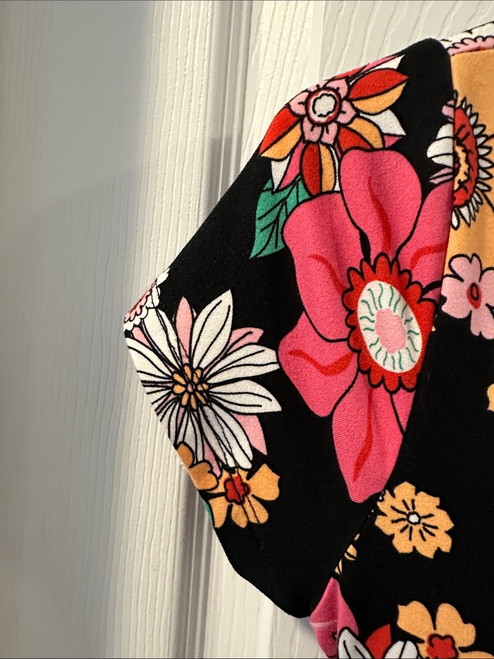 REBEL SUGAR Floral Faux Wrap Dress  SzM Feminine Flowy Boho Flattering Festival - Picture 7 of 12